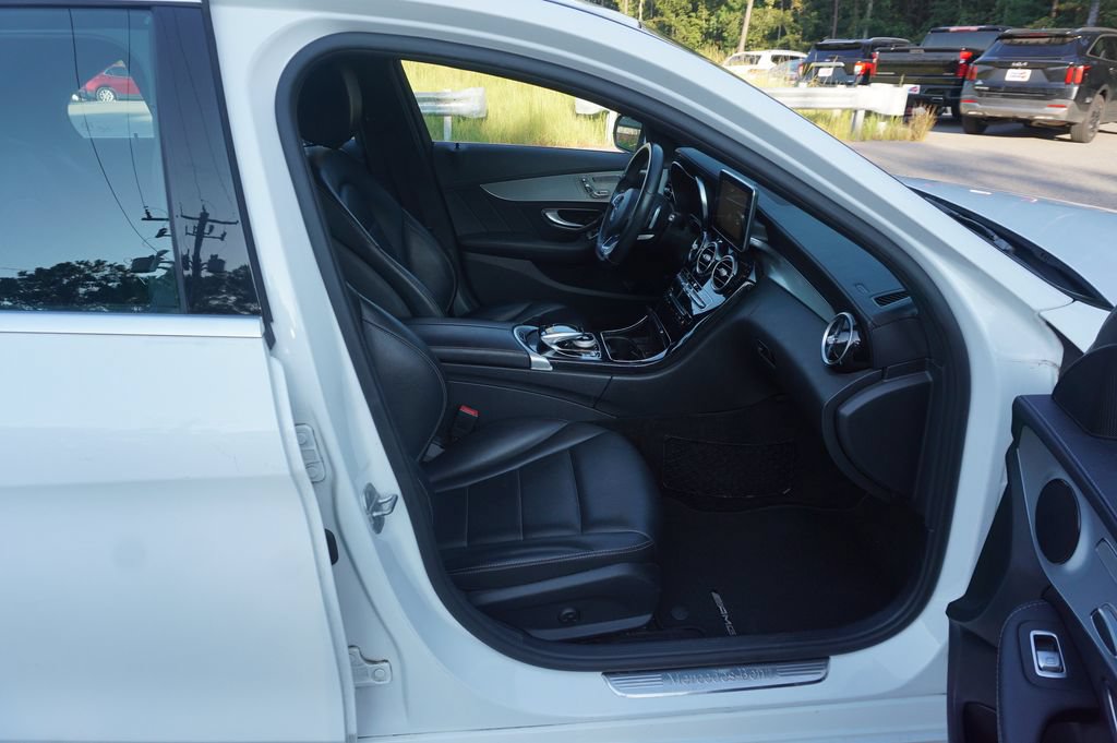 Used 2016 Mercedes-Benz C 300 Sedan image 15