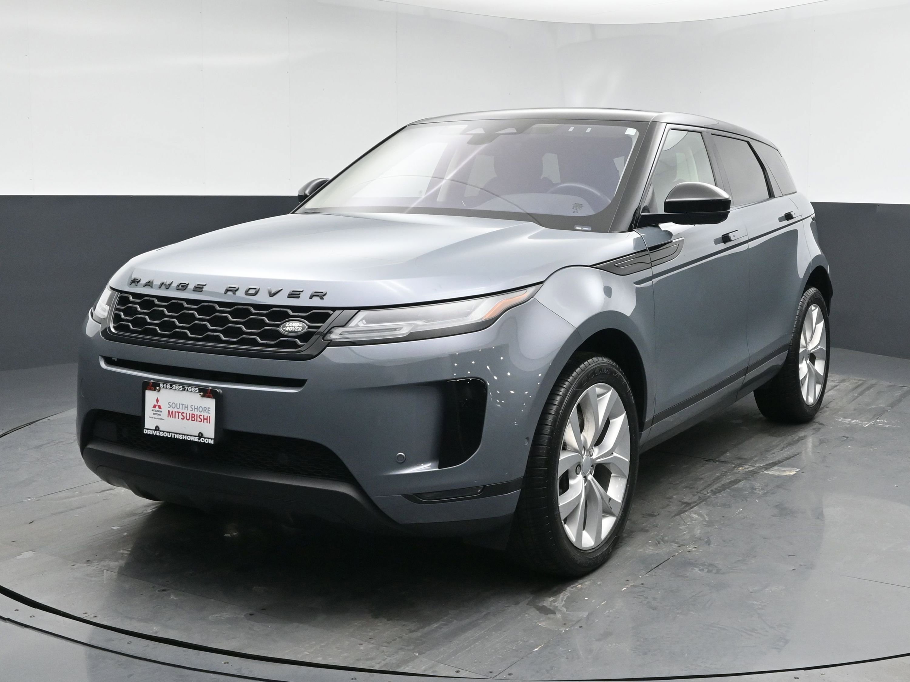 Used 2021 Land Rover Range Rover Evoque SE image 22