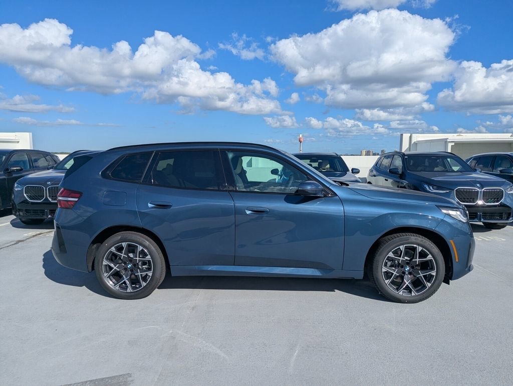New 2026 BMW X3 xDrive30 w/ M Sport Package AWD/4WD image 3