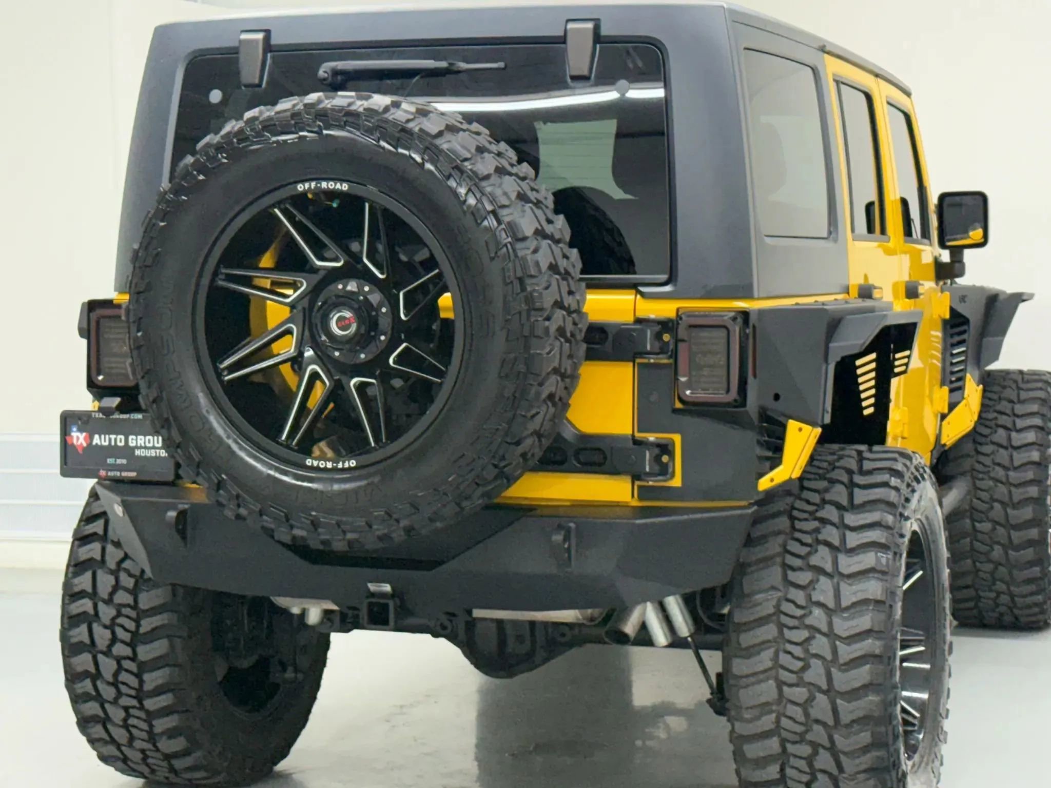 Used 2015 Jeep Wrangler Unlimited Sport w/ Quick Order Package 24S AWD/4WD image 12
