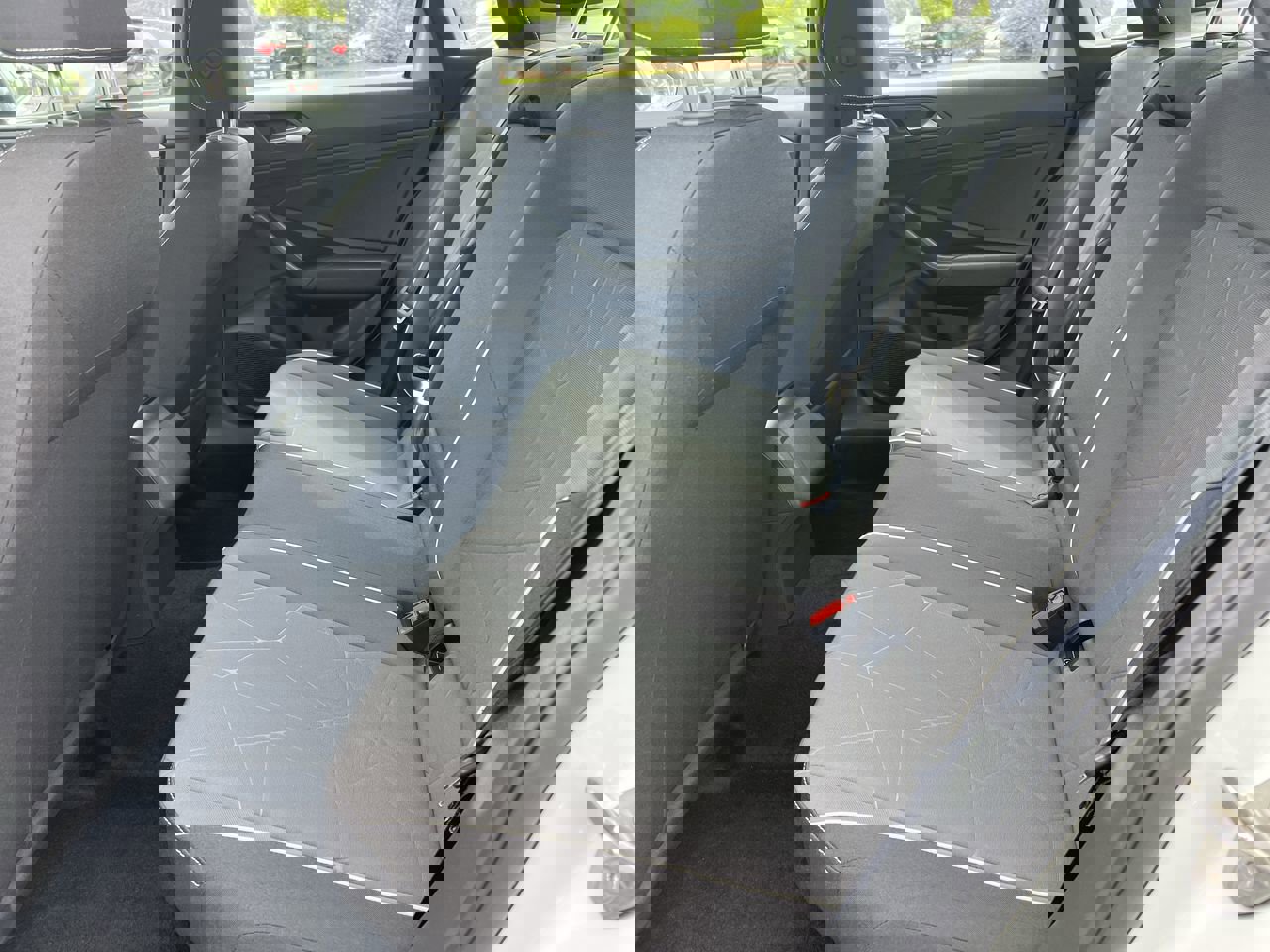 Used 2025 Volkswagen Jetta Sport image 32