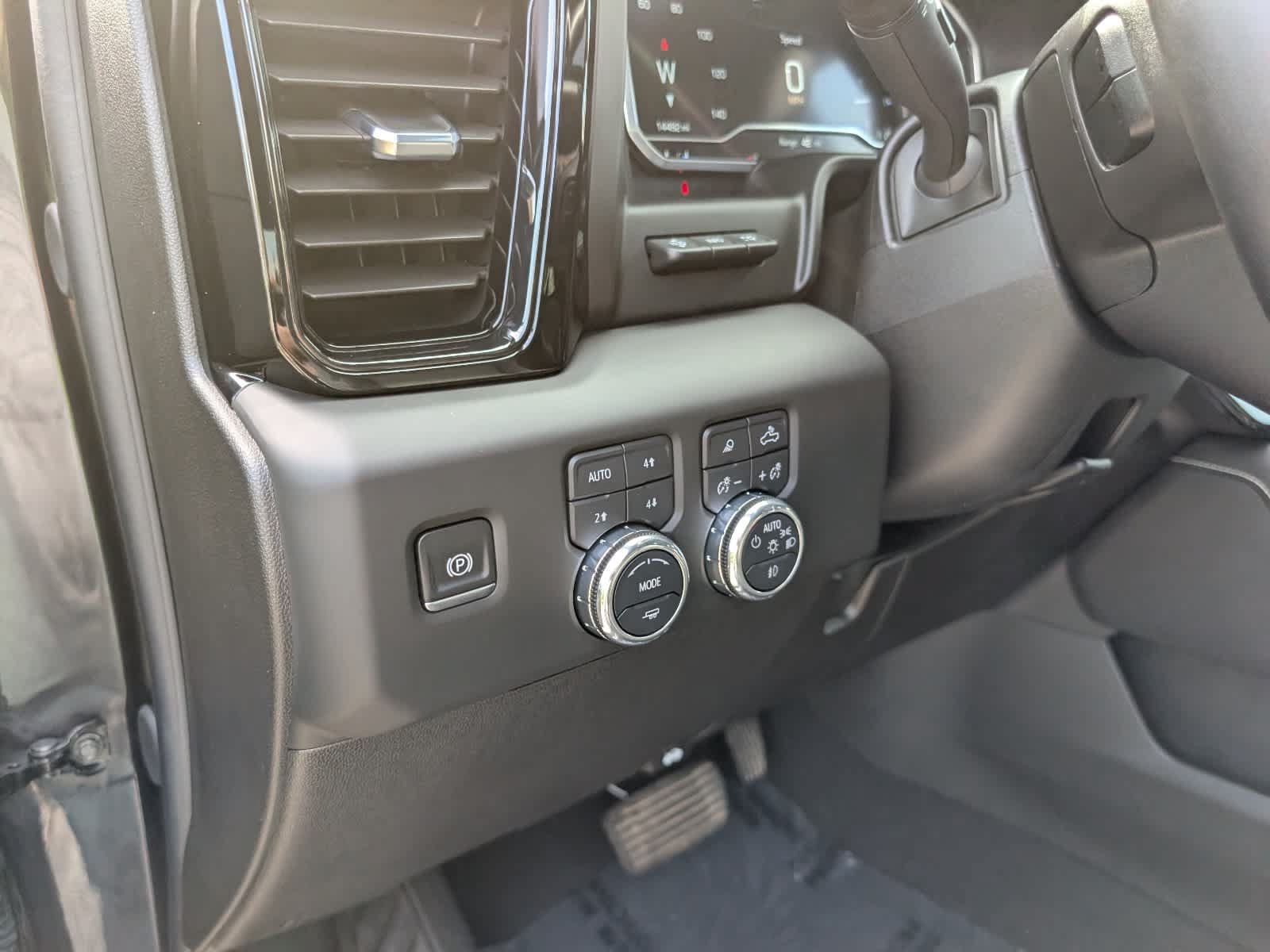 Certified 2025 GMC Sierra 2500 AT4X AWD/4WD image 23