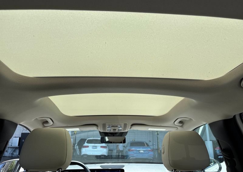 Certified 2023 Mercedes-Benz GLB 250 image 23