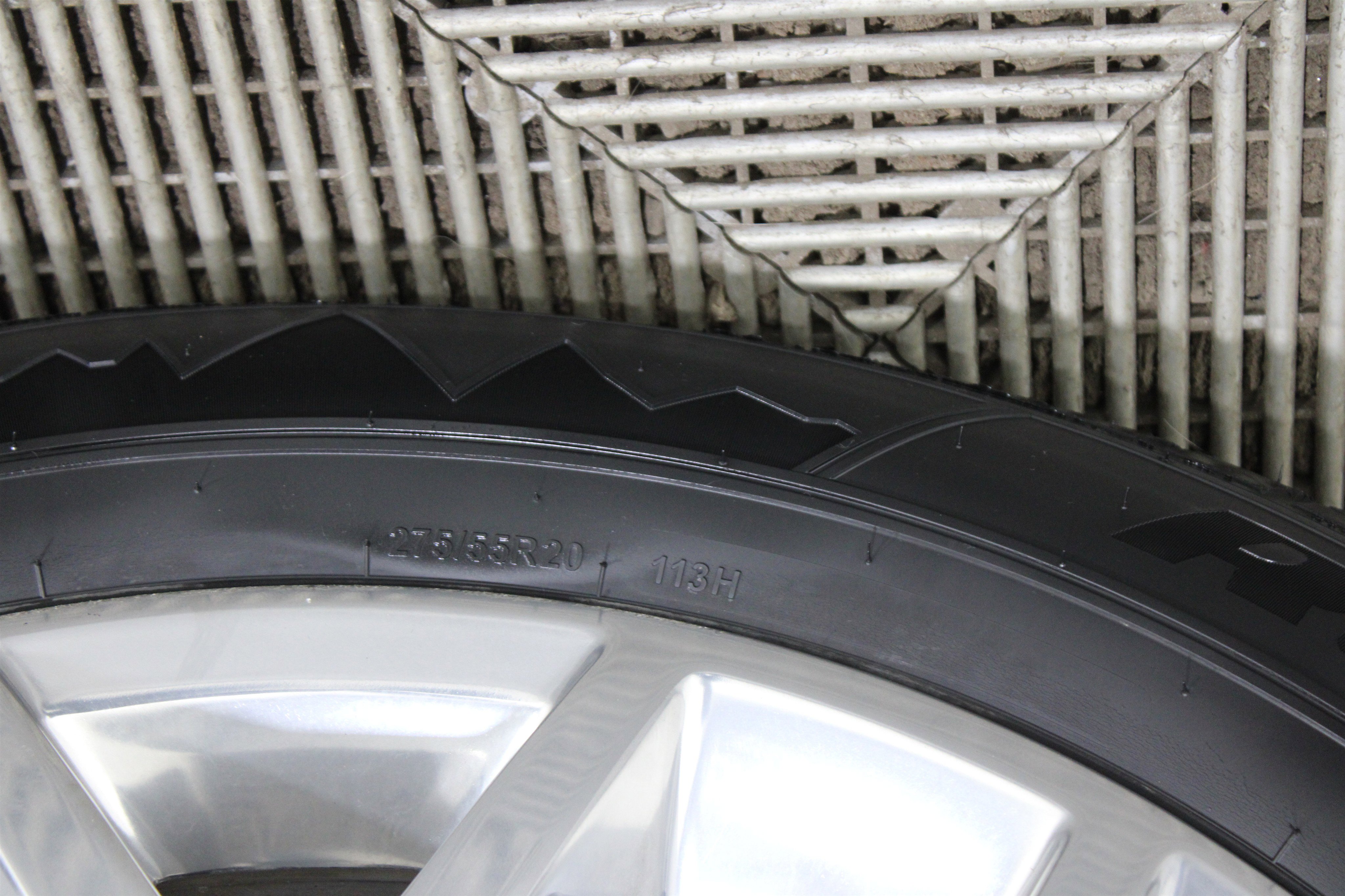 Used 2018 GMC Sierra 1500 SLT w/ SLT Premium Package image 42