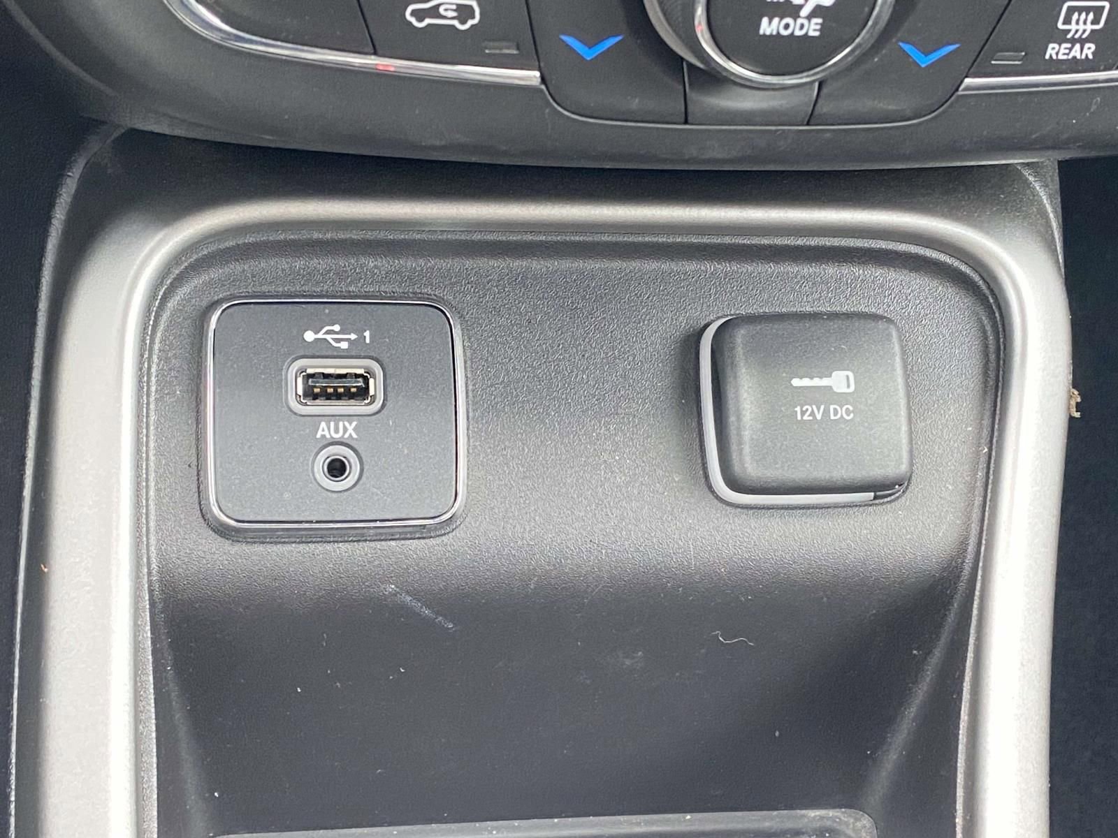 Used 2020 Jeep Compass Latitude image 29