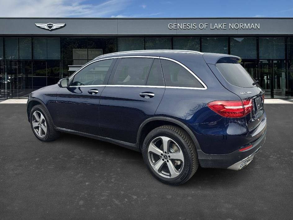 Used 2019 Mercedes-Benz GLC 300 4MATIC image 5