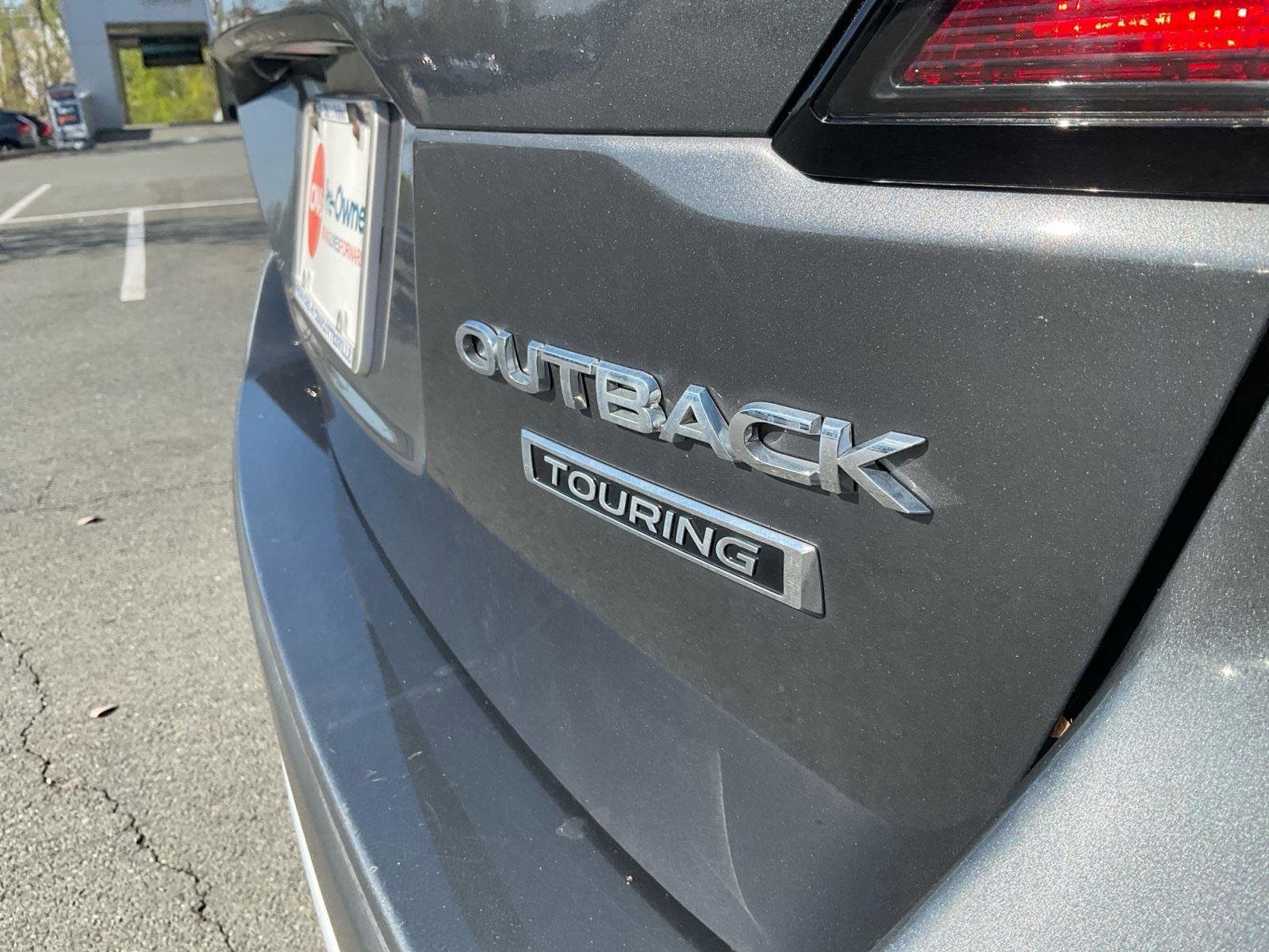 Used 2022 Subaru Outback Touring AWD/4WD image 17