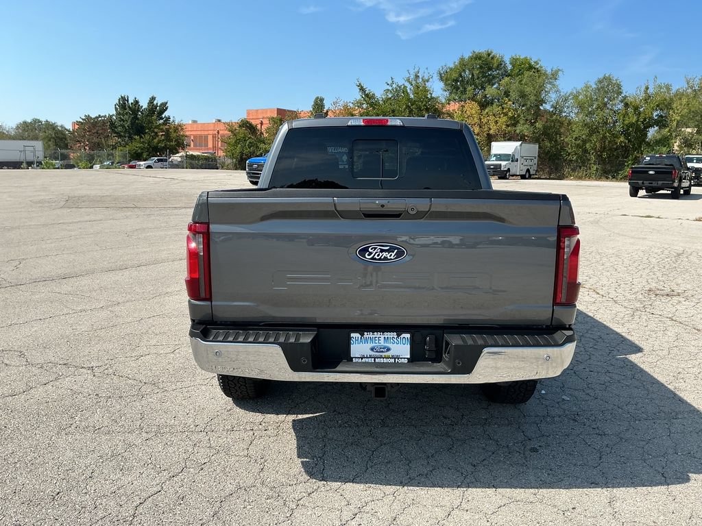 New 2026 Ford F150 XLT w/ Equipment Group 302A MID AWD/4WD image 4