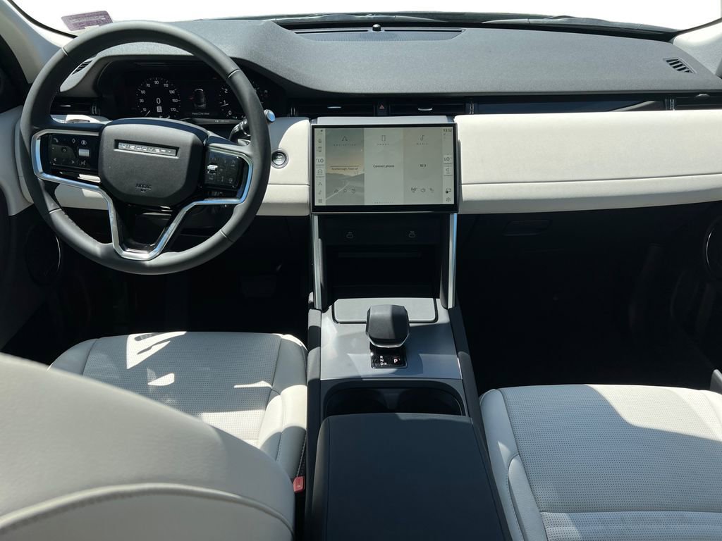 New 2024 Land Rover Discovery Sport S image 27