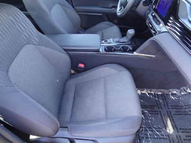 Used 2025 Toyota Camry LE FWD image 12