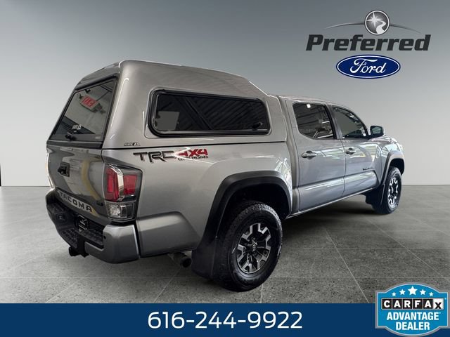 Used 2021 Toyota Tacoma TRD Off-Road w/ Technology Package AWD/4WD image 17