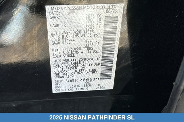 Used 2025 Nissan Pathfinder SL w/ SL Premium Package FWD image 31