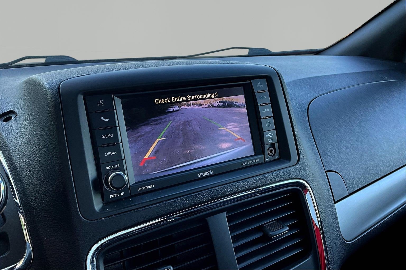 Used 2019 Dodge Grand Caravan GT image 13
