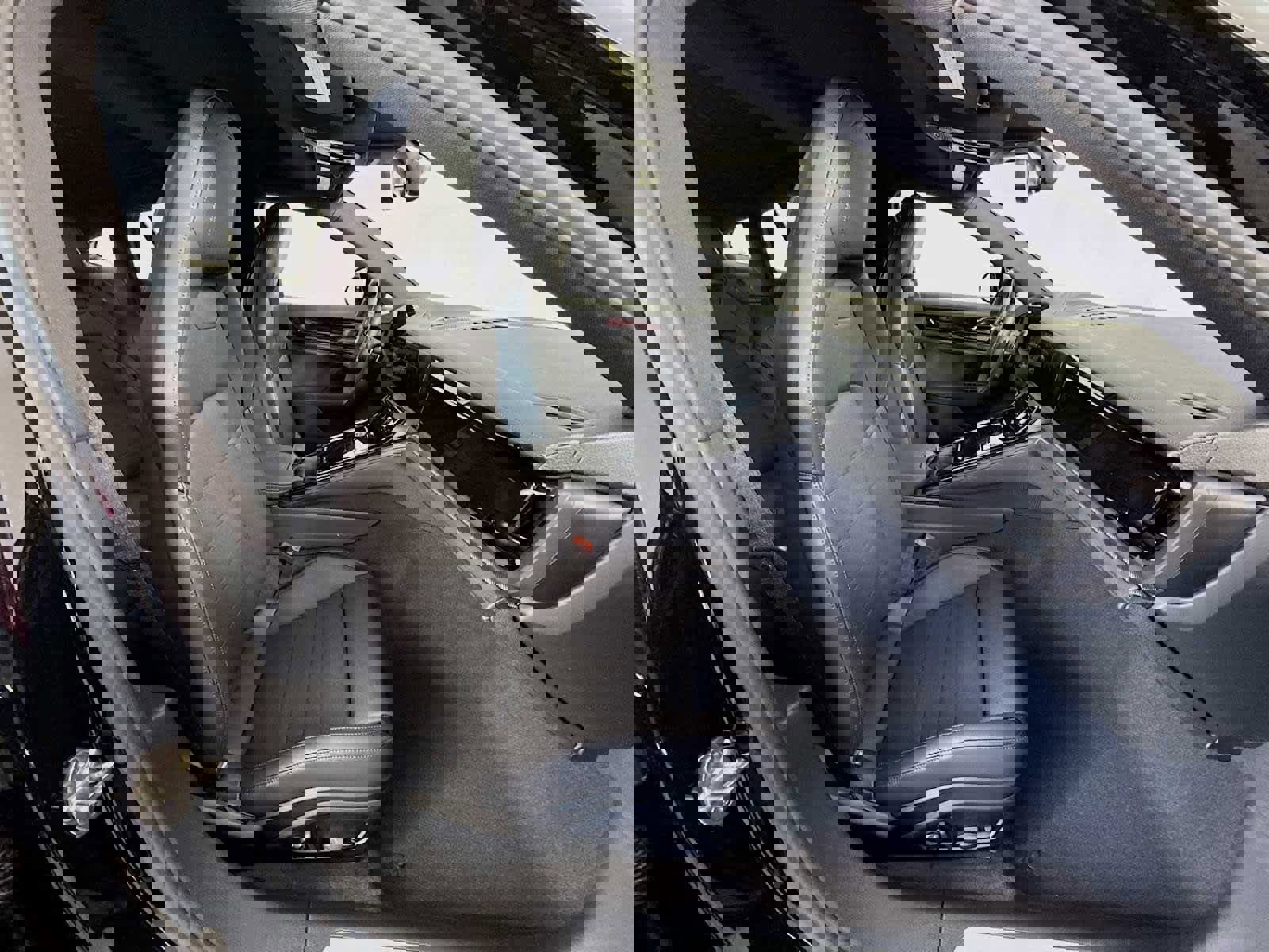 New 2025 Porsche Panamera 4 image 21