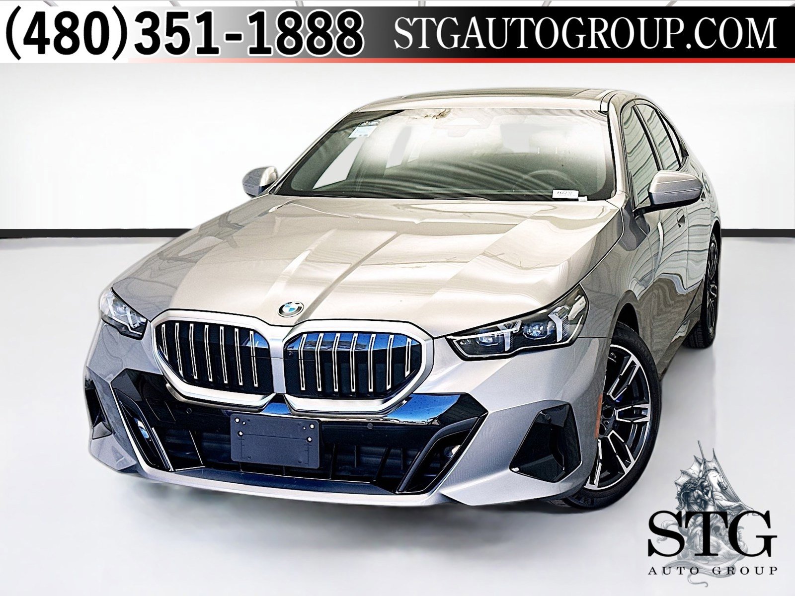Used 2024 BMW 530i w/ M Sport Package image 1