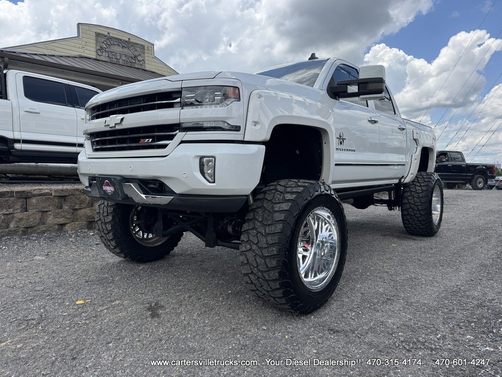 Used 2017 Chevrolet Silverado 1500 LTZ Z71 w/ LTZ Plus Package AWD/4WD image 2