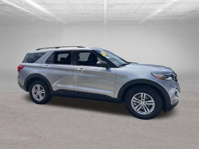 Used 2020 Ford Explorer XLT AWD/4WD image 5