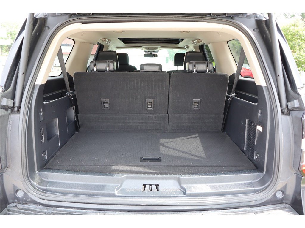 Used 2022 Ford Expedition Max XLT AWD/4WD image 6