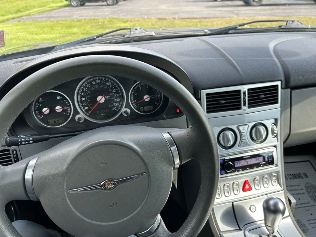 Used 2005 Chrysler Crossfire Limited RWD image 11