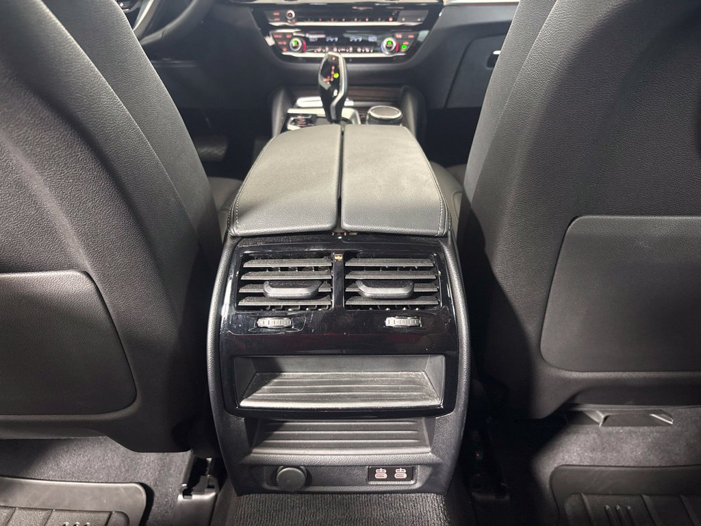 Certified 2023 BMW 530i w/ Convenience Package RWD image 29