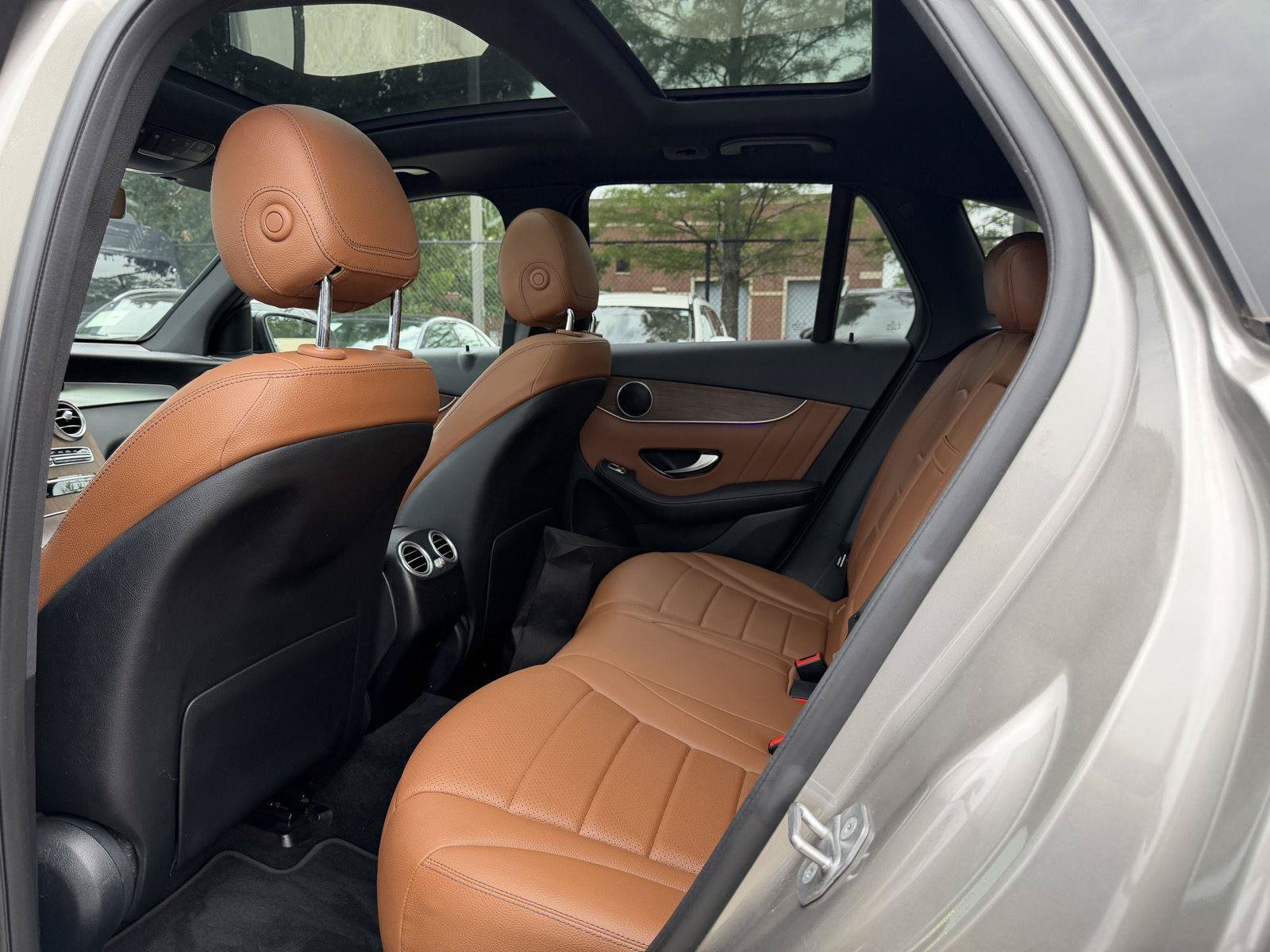 Certified 2021 Mercedes-Benz GLC 300 image 17