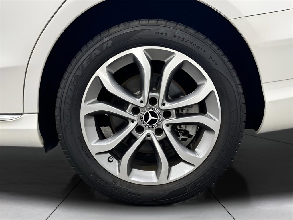 Used 2017 Mercedes-Benz C 300 4MATIC Sedan image 22