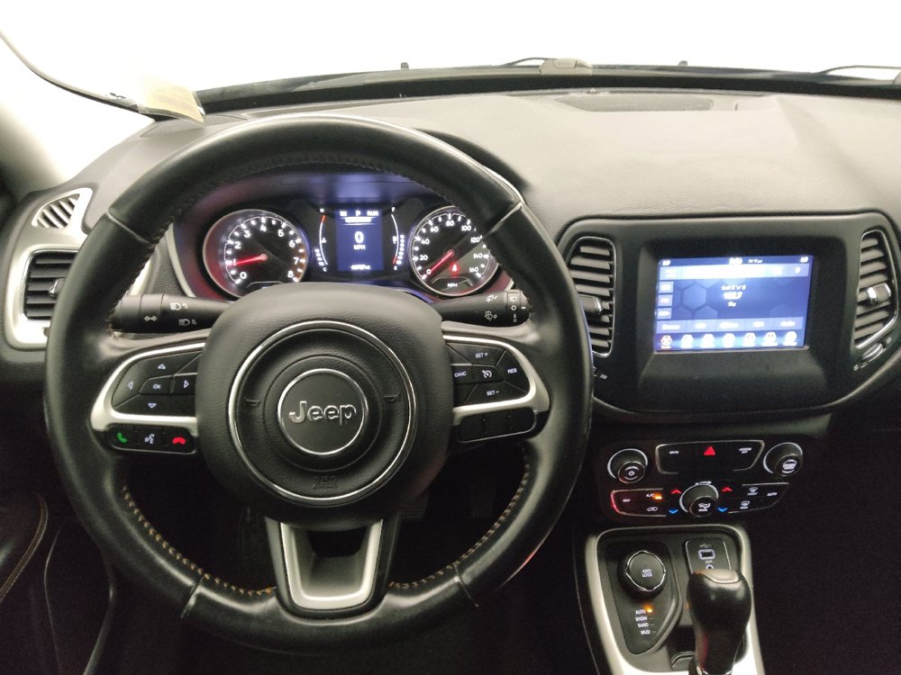 Used 2019 Jeep Compass Latitude image 22