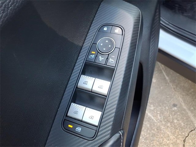 Used 2024 Mitsubishi Outlander SE image 21