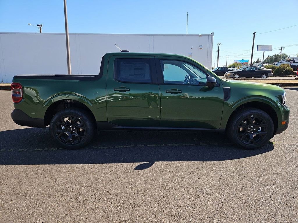 New 2025 Ford Maverick Lariat w/ Black Appearance Package image 6