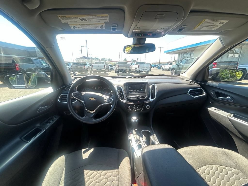 Used 2018 Chevrolet Equinox LT FWD image 14