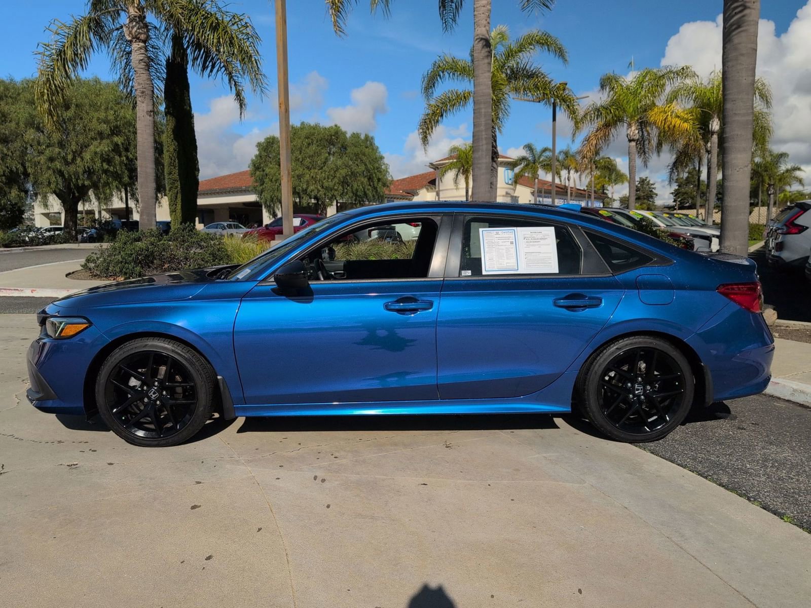 Used 2023 Honda Civic Sport image 2