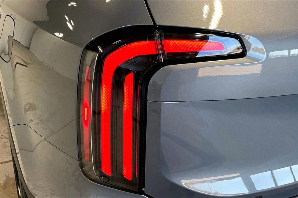 New 2025 Kia Telluride EX image 40