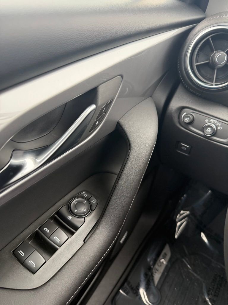 New 2026 Chevrolet Blazer LT image 14