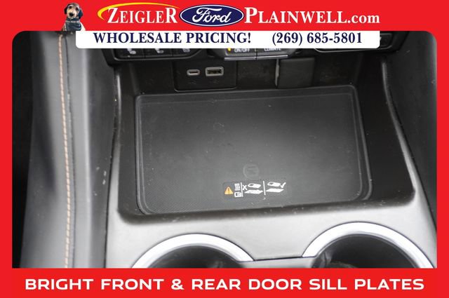 Used 2021 GMC Yukon AT4 w/ AT4 Premium Plus Package image 28