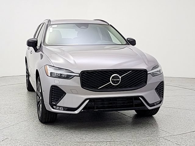 New 2026 Volvo XC60 B5 Plus w/ Protection Package Premier AWD/4WD image 2