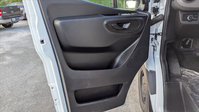Used 2021 Mercedes-Benz Sprinter 2500 image 13