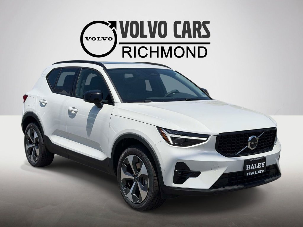 New 2026 Volvo XC40 B5 Plus w/ Protection Package Premier AWD/4WD image 1