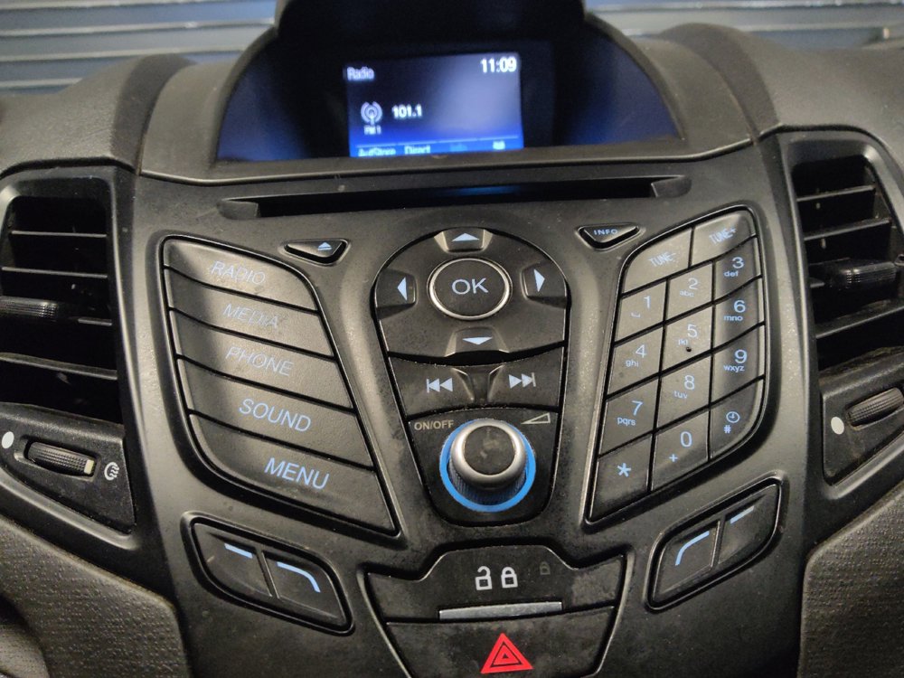 Used 2019 Ford Fiesta SE FWD image 25