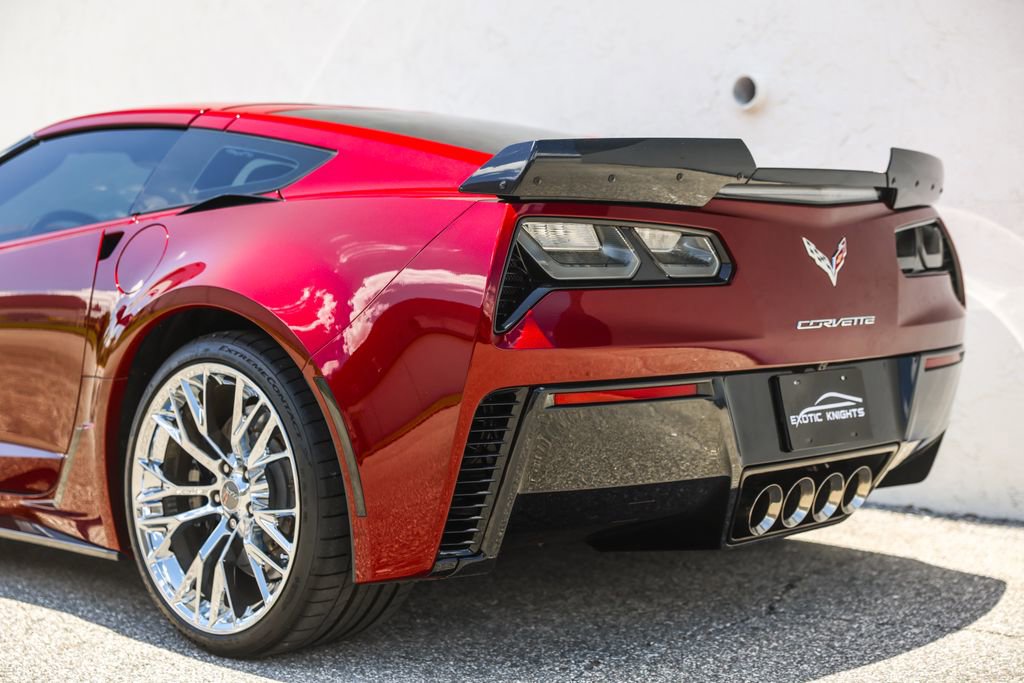 Used 2016 Chevrolet Corvette Z06 w/ 3LZ Preferred Equipment Group RWD image 20