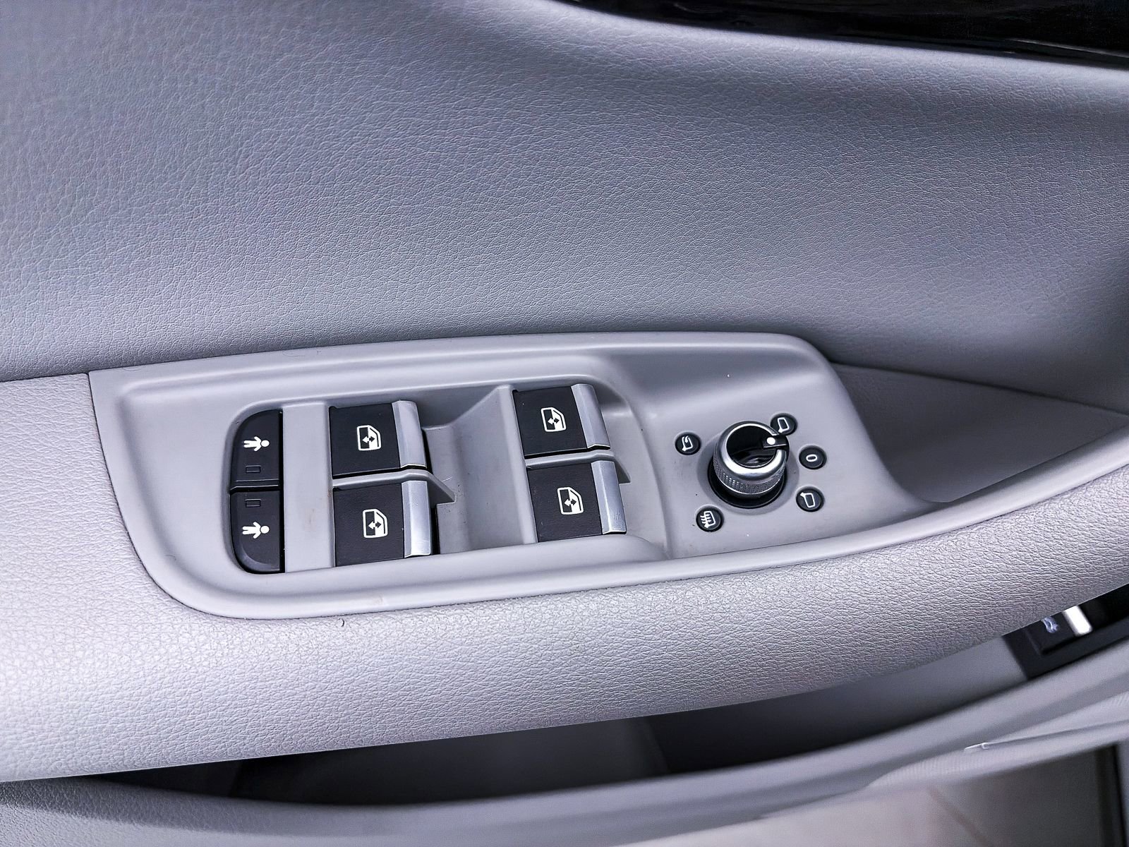 Used 2019 Audi Q7 2.0T Premium Plus w/ Premium Plus Package image 19