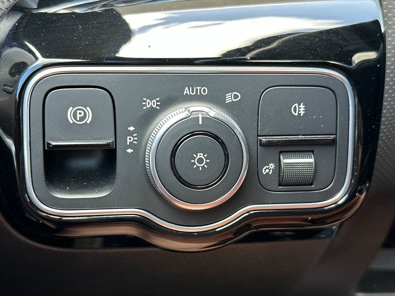 Certified 2021 Mercedes-Benz CLA 250 image 31