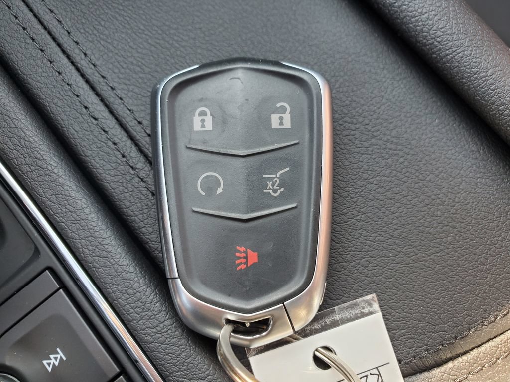 Certified 2024 Cadillac XT5 Premium Luxury w/ LPO, Floor Liner Package AWD/4WD image 44