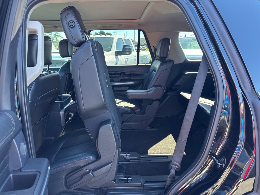 Used 2020 Ford Expedition Platinum image 25