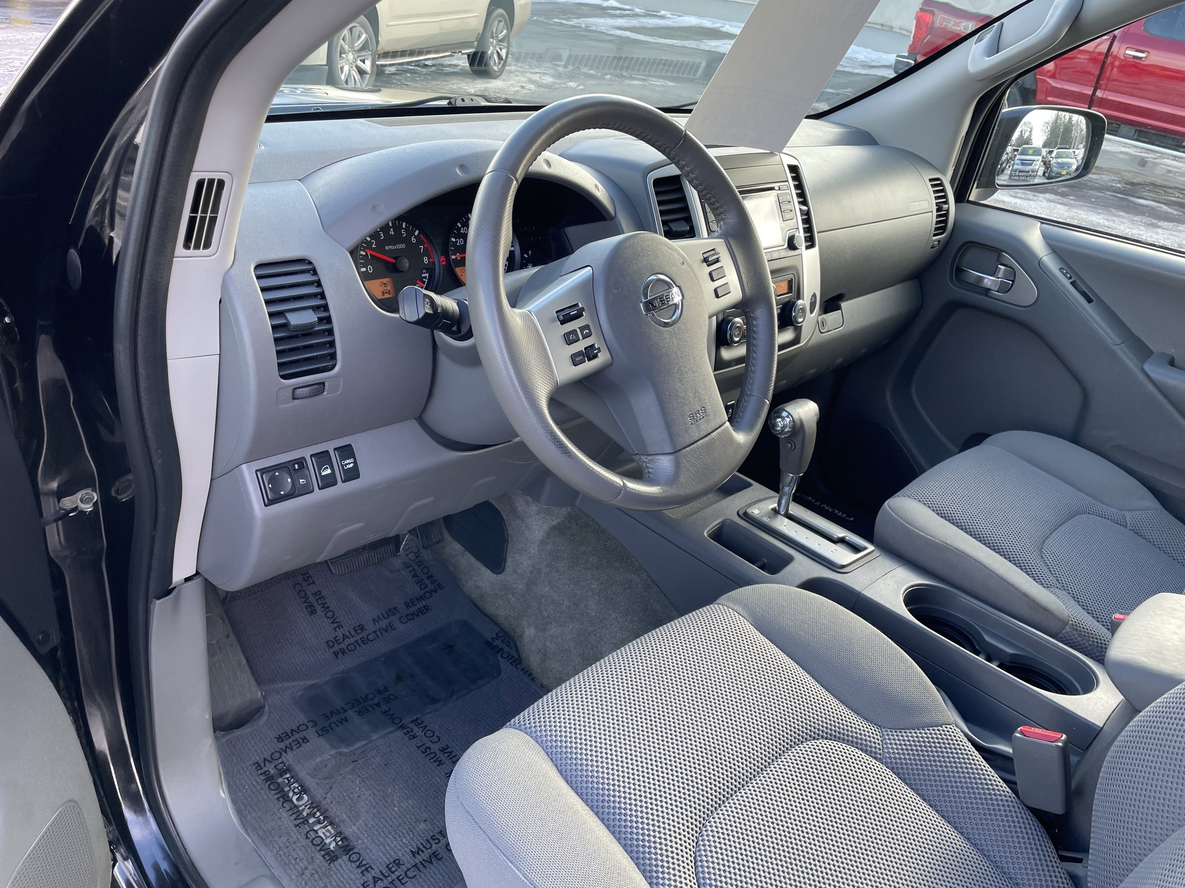 Used 2017 Nissan Frontier SV w/ SV Value Truck Package image 13