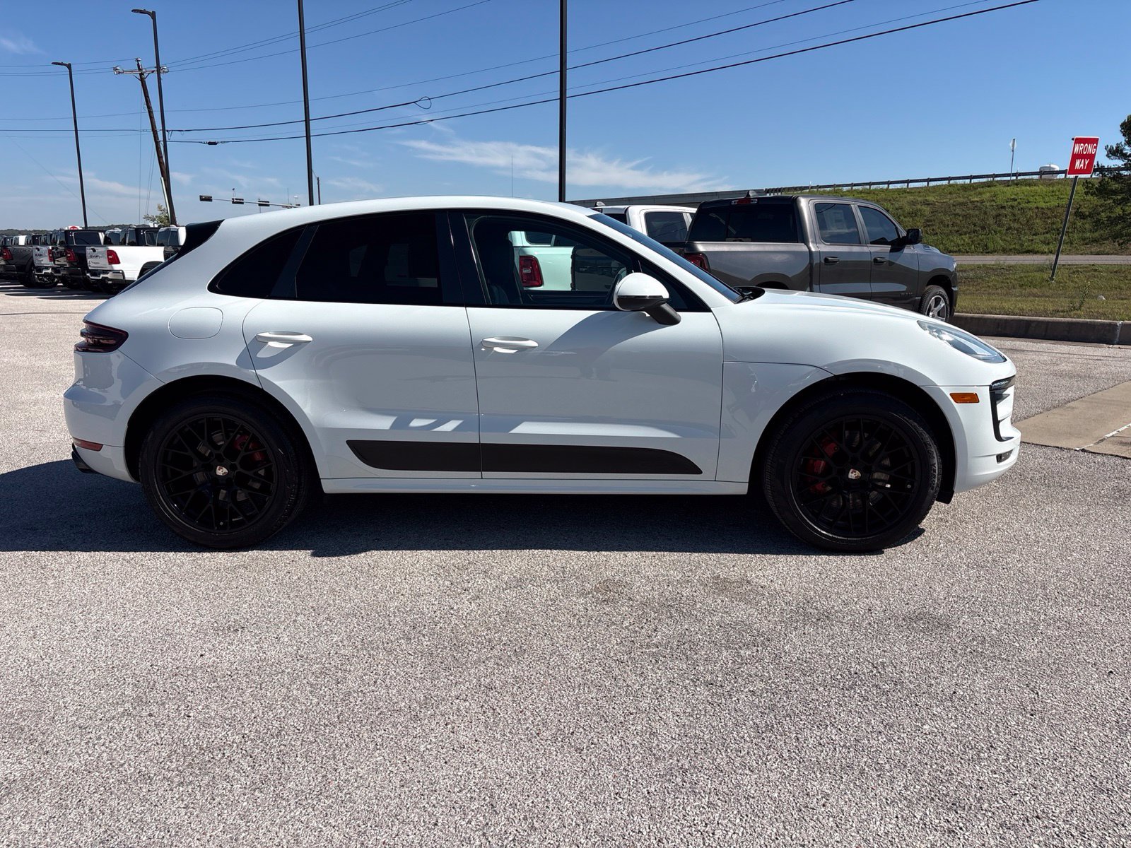 Used 2018 Porsche Macan GTS AWD/4WD image 7
