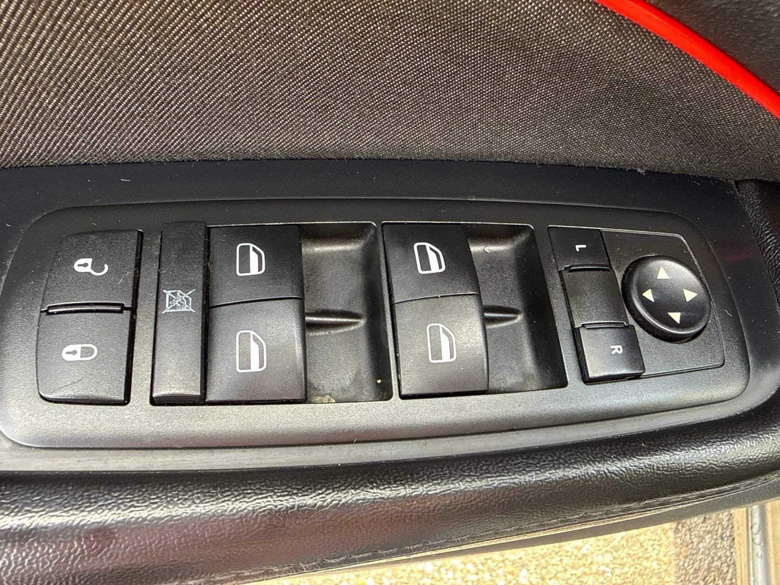Used 2013 Dodge Dart SXT w/ Popular Equipment Group FWD image 17