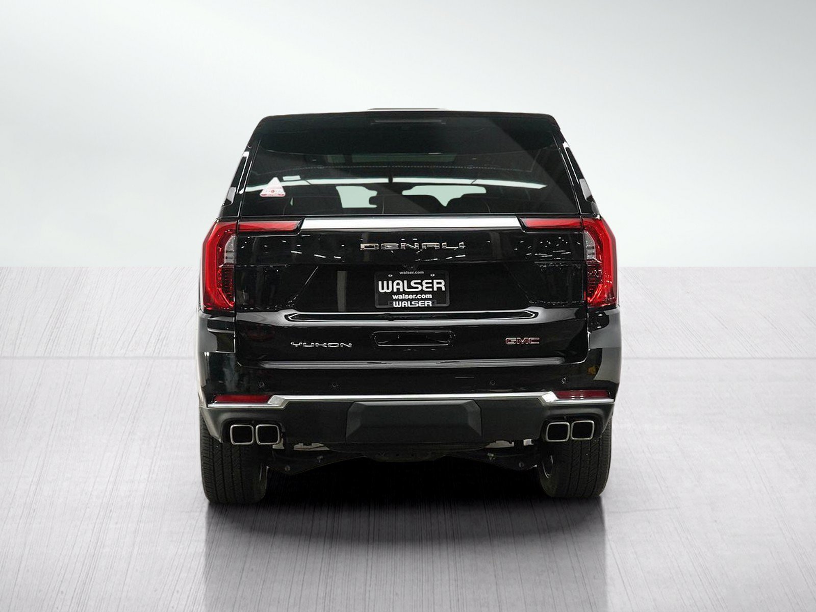 Used 2025 GMC Yukon Denali w/ Sun & Power Step Package AWD/4WD image 4