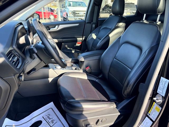 Used 2024 Ford Escape Platinum AWD/4WD image 18