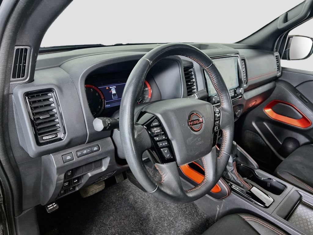 Used 2022 Nissan Frontier PRO-4X w/ Technology Package AWD/4WD image 8