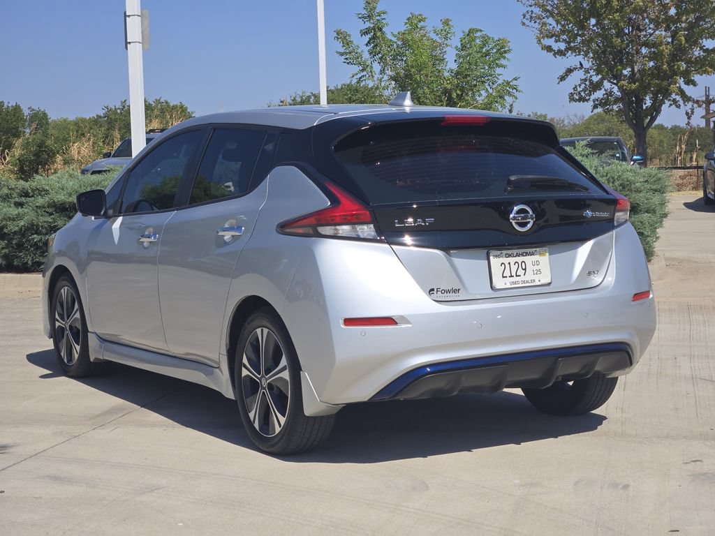 Used 2022 Nissan Leaf SV w/ SV Technology Package FWD image 7